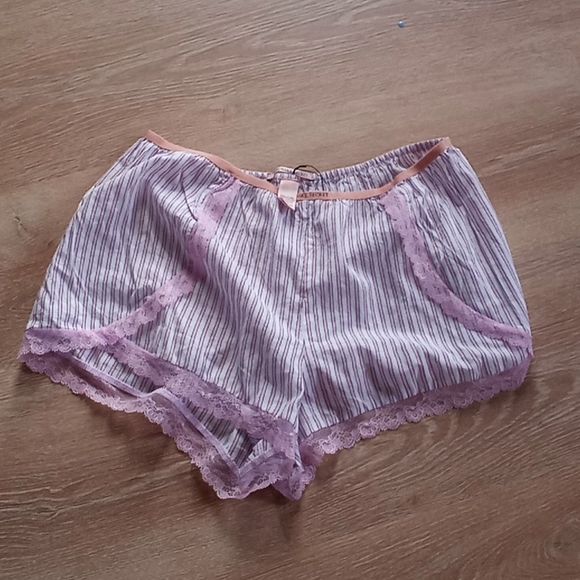 VICTORIA'S SECRET Soft Cotton Sleep Shorts Lace Stripes - Picture 3 of 11